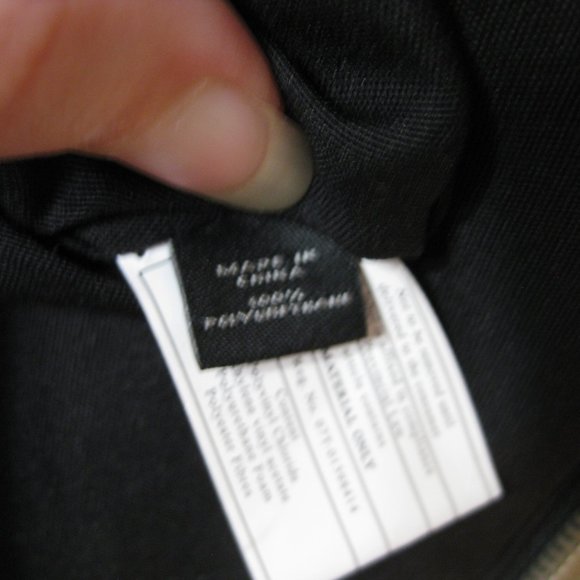 NWOT Express black white red graffiti heart makeup bag pouch - Picture 6 of 8